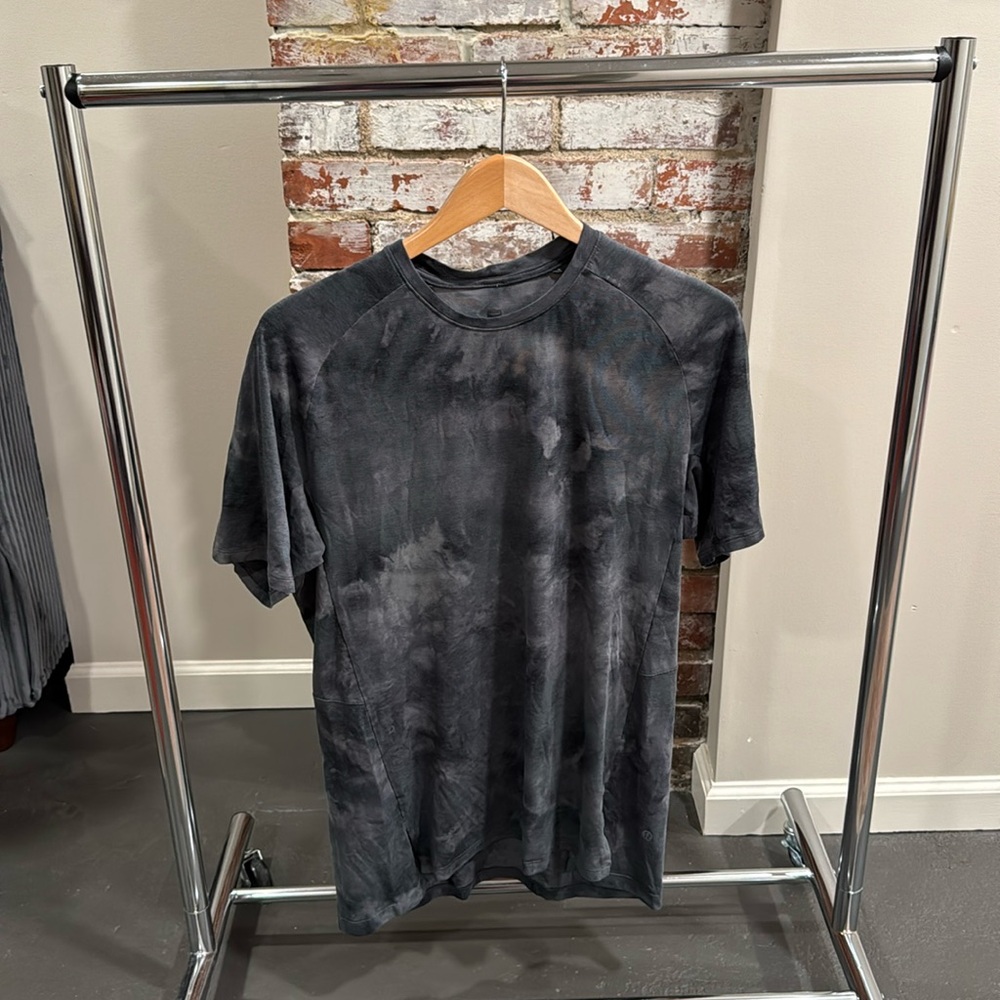 Lululemon Shirt Men Medium